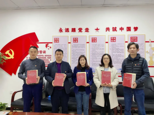 高速电建党支部派发春节营养均衡指南